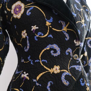 Vintage UNGARO 1980-tals quiltad blommig kavaj • S bild 5