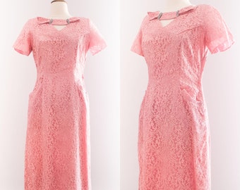 Vintage Late 1940’s/Early 1950’s Pink Lace Dress • S/M