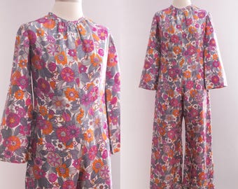 Vintage 1970’s Pink Flower Power Jumpsuit • S