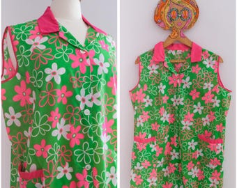 Vintage 1970’s Neon Flower Power Mod Top • XL