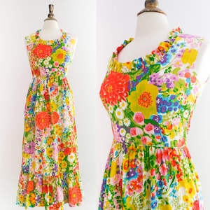 Vintage 1970’s SWIRL Rainbow Floral Maxi Dress • XS/S