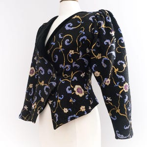 Vintage UNGARO 1980-tals quiltad blommig kavaj • S bild 6