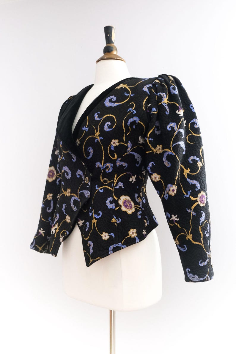 Vintage UNGARO 1980-tals quiltad blommig kavaj • S bild 6