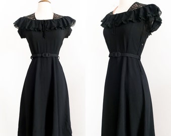 Vintage Late 1930’s/Early 40’s Black and Pink Crepe Lace Dress • XS