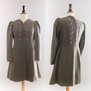 Vintage 1930’s/40’s or Earlier Embroidered Floral Twill Jacket • XS/S