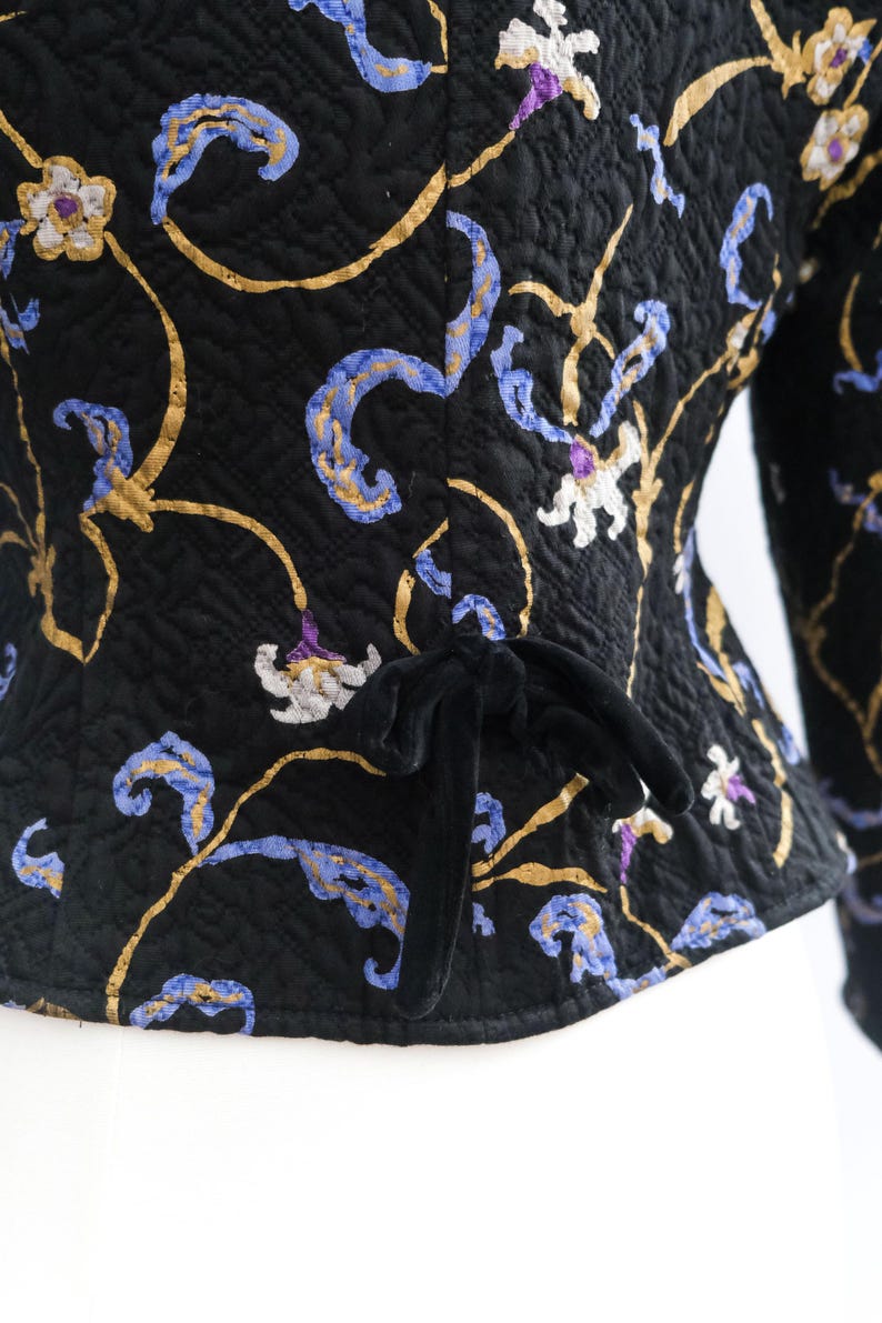 Vintage UNGARO 1980-tals quiltad blommig kavaj • S bild 9