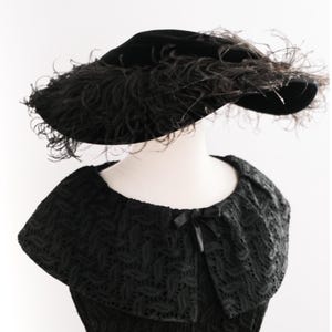 Vintage RARE 1940’s Ostrich Feather Platter Hat