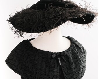 WINSOME 1950s\' BLACK STRAW & LACE HAT WITH BLACK OSTRICH FEATHERS 1950s Black Straw Sailor Hat | Snazzy Lacquer Quill Feather main image 4