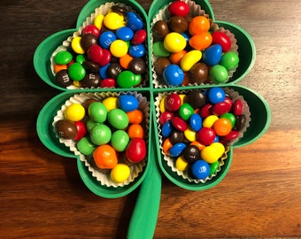 4 Leaf Clover Treat Box - 3D Printed for cake balls, cake pops, strawberries, charcuterie, treats, candies