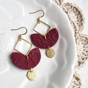 AURELIA // Burgundy Blush Collection // Polymer Clay Earrings // Boho fall Jewellery // Burgundy Gold Earrings // Autumn leaf earrings // uk