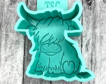 Sitting highland cow vent clip mold