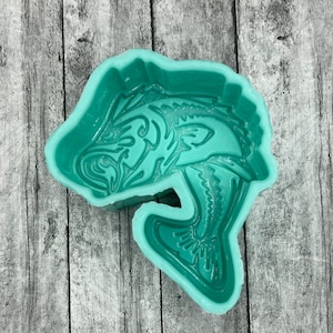 Detailed fish vent clip mold