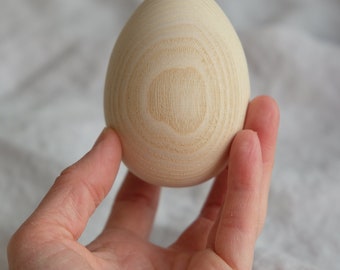 Handcrafted wooden egg large (7.6 cm)