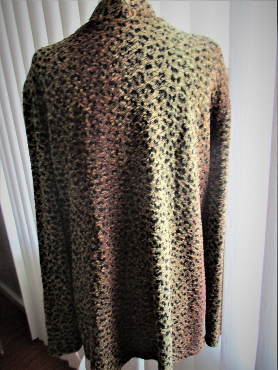 Size LARGE Leopard Animal Print Never Worn! Made … - image 4