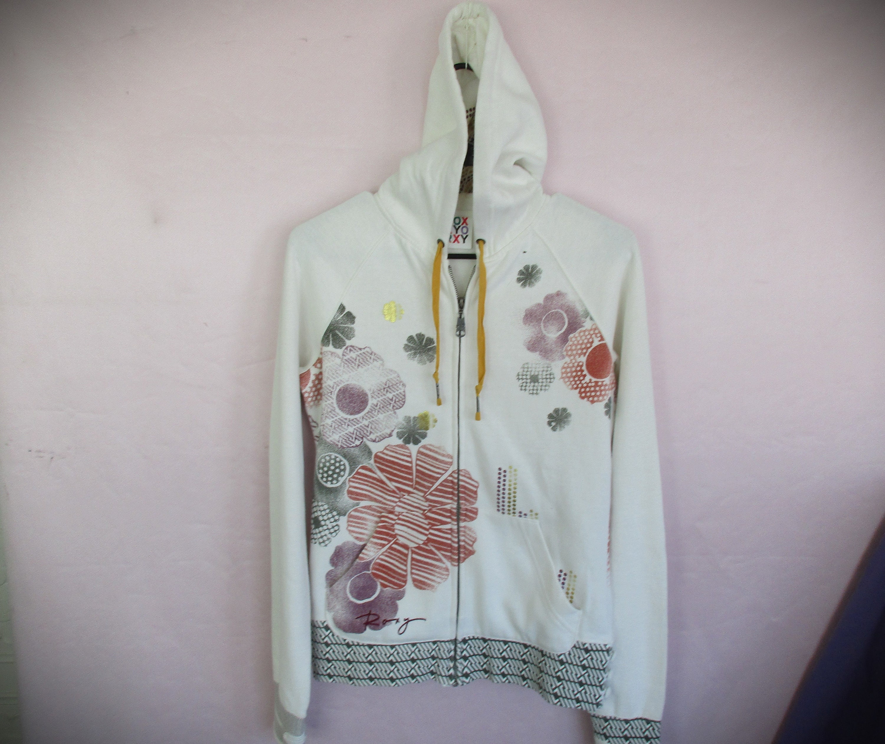 Size M Vintage ROXY Zipper Hoodie White Floral Design Cotton