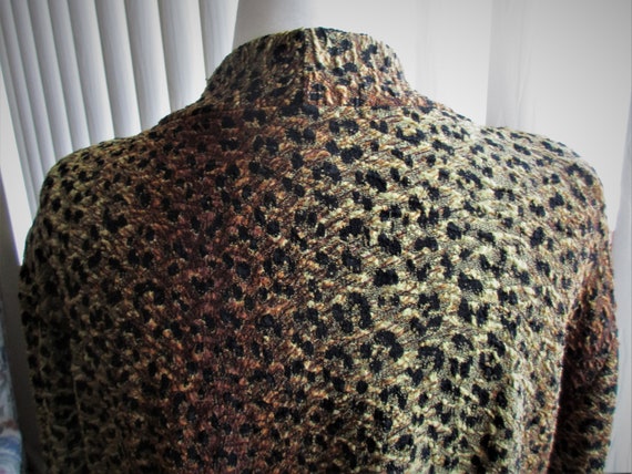 Size LARGE Leopard Animal Print Never Worn! Made … - image 6