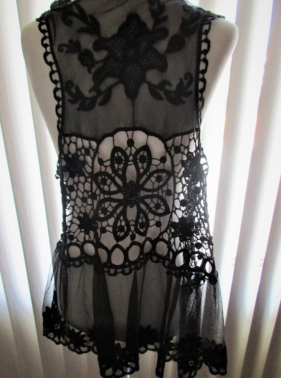 Black lace duster vest outlet