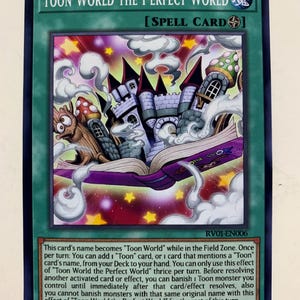 yugioh toon world card Toon Harpie Lady - TOCH-EN002 Super Rare main image 1