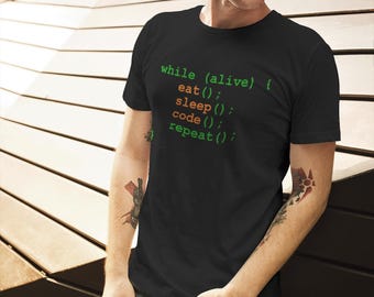 Programmer Life T-Shirt: Coding Loop, Software Engineer Gift