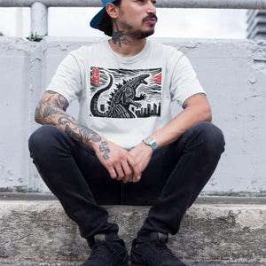 Kaiju Godzilla Graphic Tee: Japanese Art, Monster Fan Gift