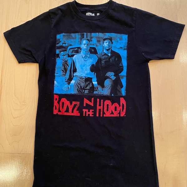 Camiseta estilo vintage anos 90 meninos no bairro Ice Cube tamanho pequeno usada