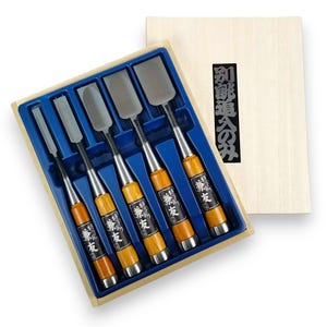 5 pieces traditional Japanese chisels Shirogami Oire KANETOMO woodworking chisel with wooden handle and bag