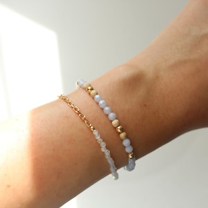 Chalcedon-Stein-Armband, Naturstein-Armband, blaues Perlenarmband, Damen-Armband aus Gold und Stein, Halbedelstein-Armband