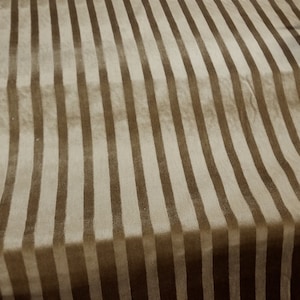 Tissu à rayures MOHAIR JB MARTIN velours or antique 54 po. de large, vendu par mètre en yards continus