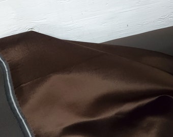 JB Martin 100% Baumwollsamt-Polsterstoff, Schüttgut, Farbe Schokolade, 134 cm breit.