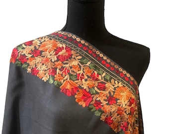 aari embroidery shawl