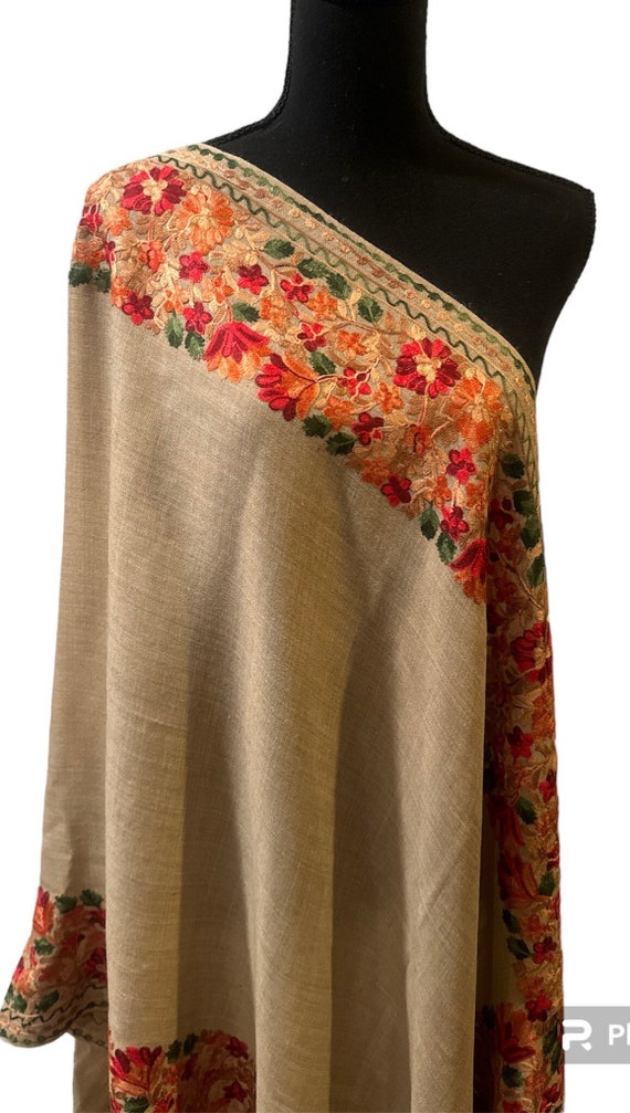 Aari Embroidery on Pashmina Shawl, Kashmiri Shawl,scarf,kashmiri Embroidered Shawl, Valentine's Day,bridal Shower,mother's Day Gift - Etsy Aari Embroidery on Pashmina Shawl, Kashmiri Shawl,scarf,kashmiri Embroidered Shawl, Valentine's Day,bridal Shower,mother's Day Gift - Etsy