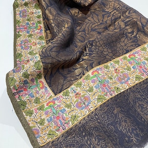Pashmina Shawl: Kashmir Wedding Wrap with Floral Border