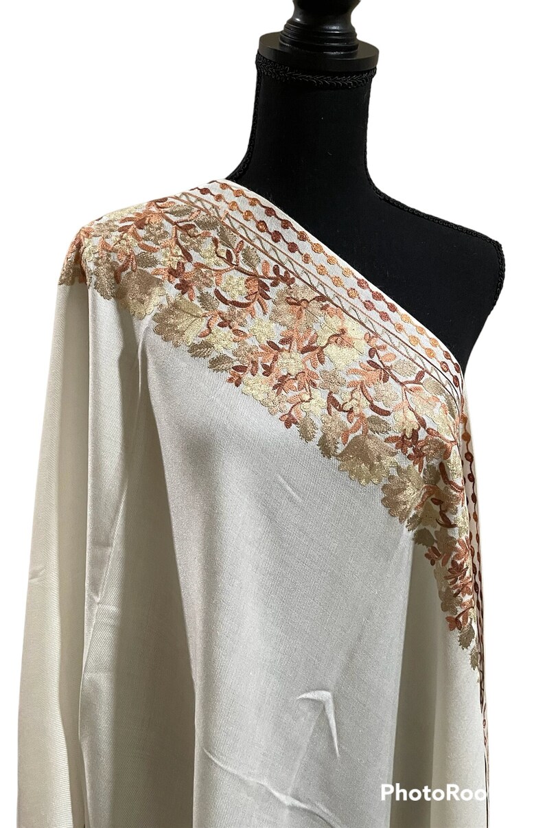 aari embroidery shawl
