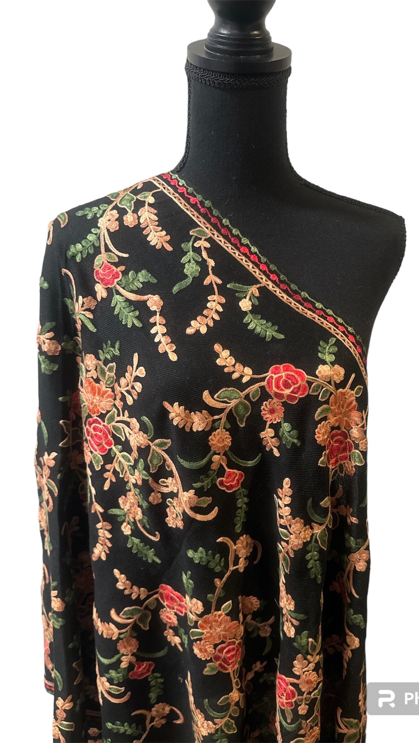 ⭐️パキスタン　Aari  Kashmiri 刺繍　Hashia Pashmina ⭐️パキスタン Aari Kashmiri 刺繍 Hashia Pashmina - 小物公式