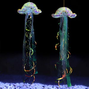Iridescent Jellyfish Under The Sea Party Decor Little Mermaid Birthday Ocean Theme Hanging Jelly fish Lanterns Bridal Baby Shower Decoration