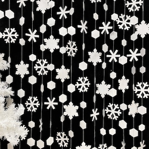Paper Snowflake Garland, 52FT Metallic Glitter Snowflakes Garland, Paper Snowflake Backdrop, Winter Party Garland , Wonderland Decor
