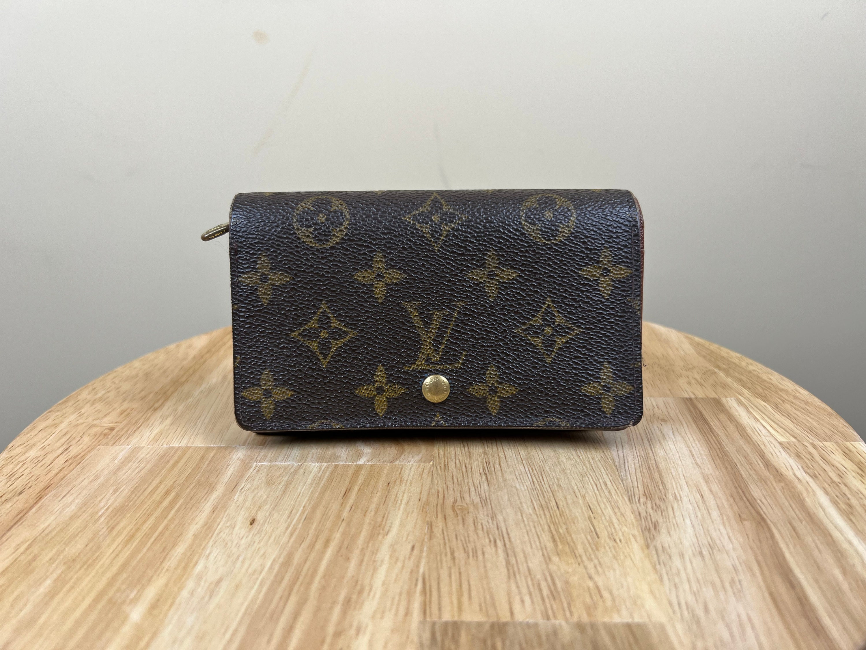 Authentic LOUIS VUITTON Porte Cartes Simple For Vip Card Holder Leather  #W603031