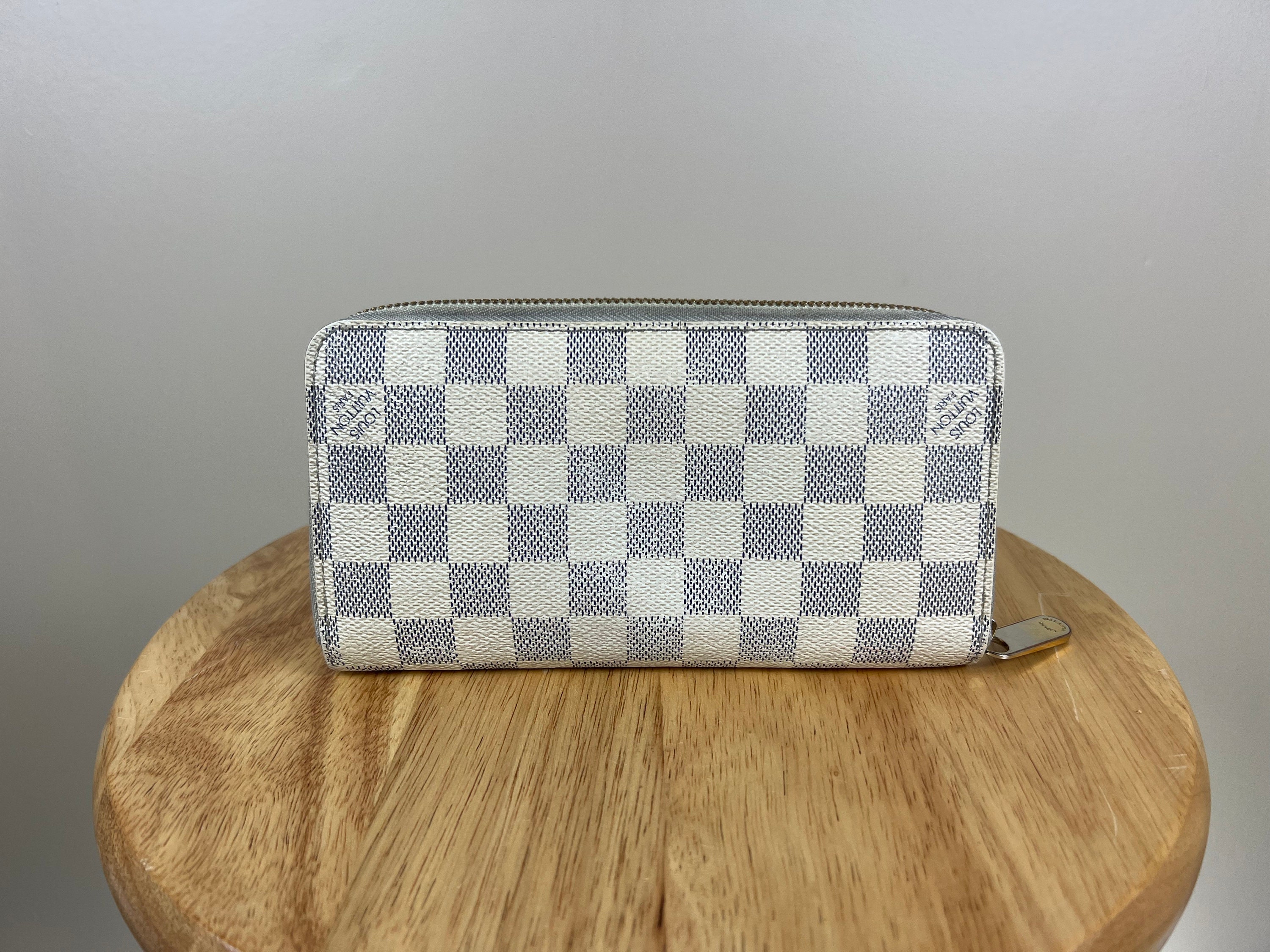 Authentic Louis Vuitton Damier Azur Zippy Wallet