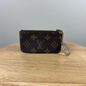 Original Louis Vuitton Key Cles Monogram Canvas
