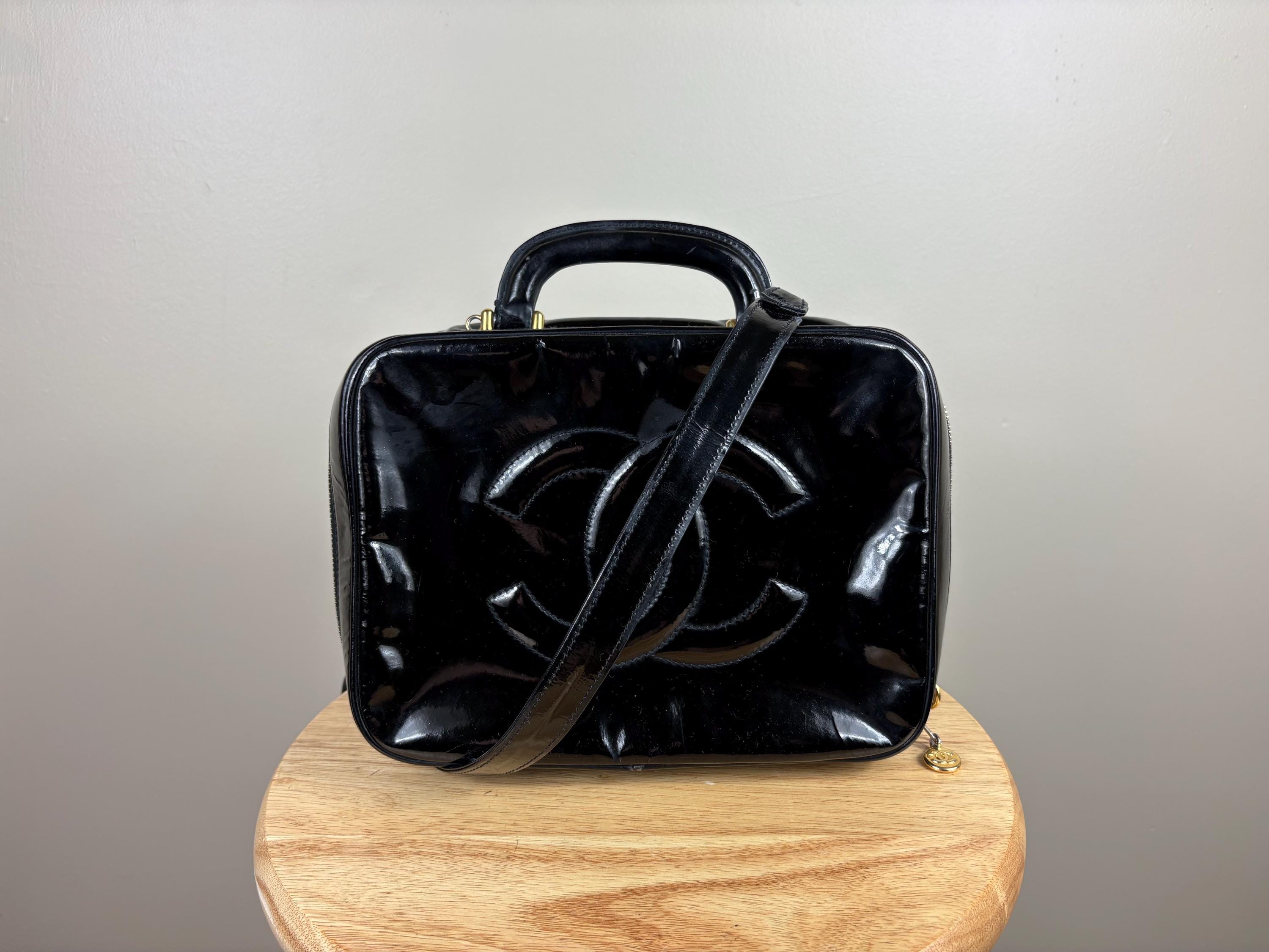 Custom painted Authentic Chanel , lamb skin back bag. Vintage bag. Paint Chanel Bag | TikTok main image 3