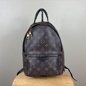 brown louis vuitton backpack men Monogram Palm Springs MM 1817331  FASHIONPHILE trend city bag LOUIS VUITTON Brown Leather Discovery