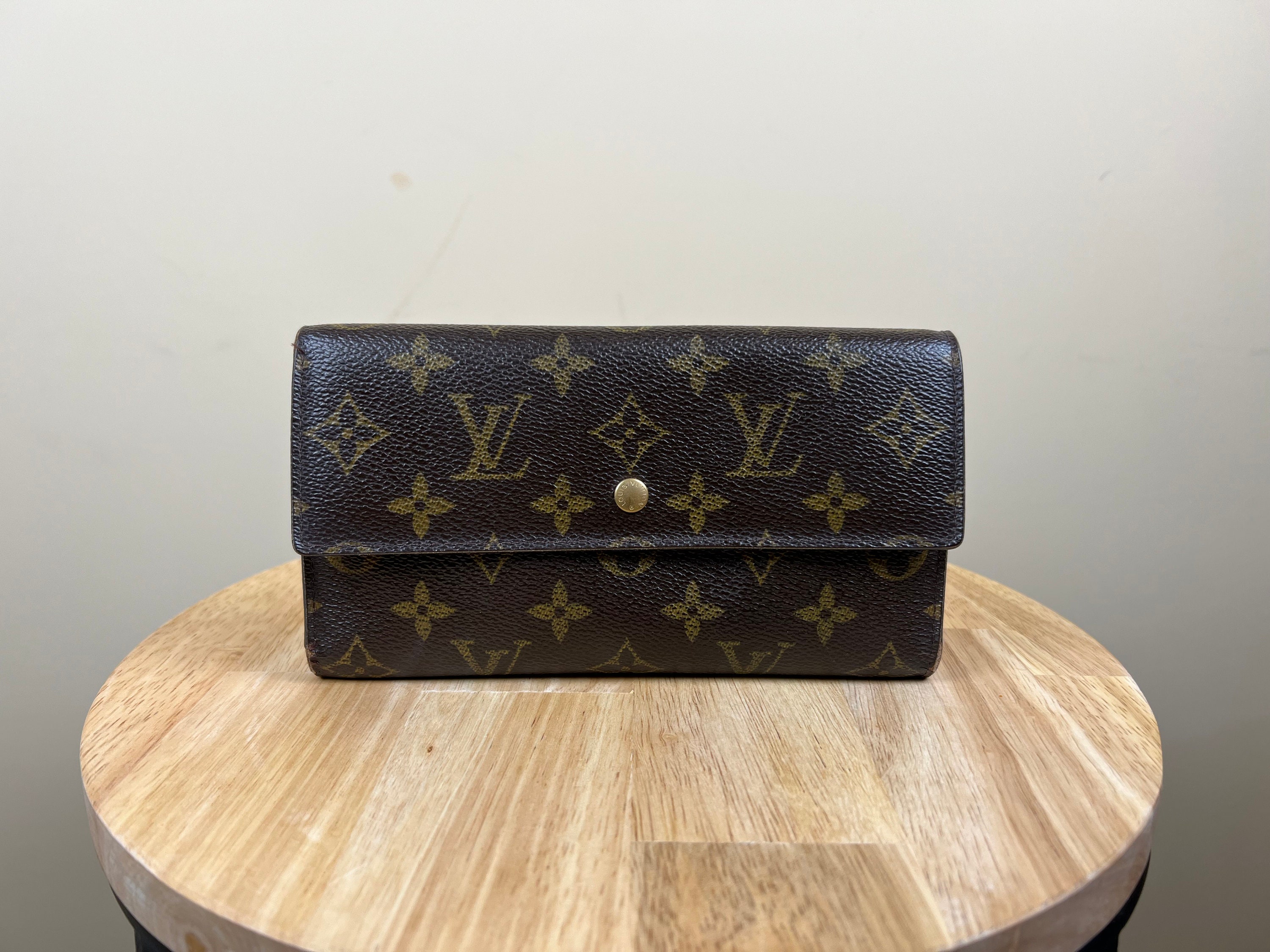 Louis Vuitton Keychain Pouch 