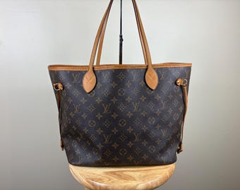 Authentic Louis Vuitton Neverfull MM Monogram Tote Handbag