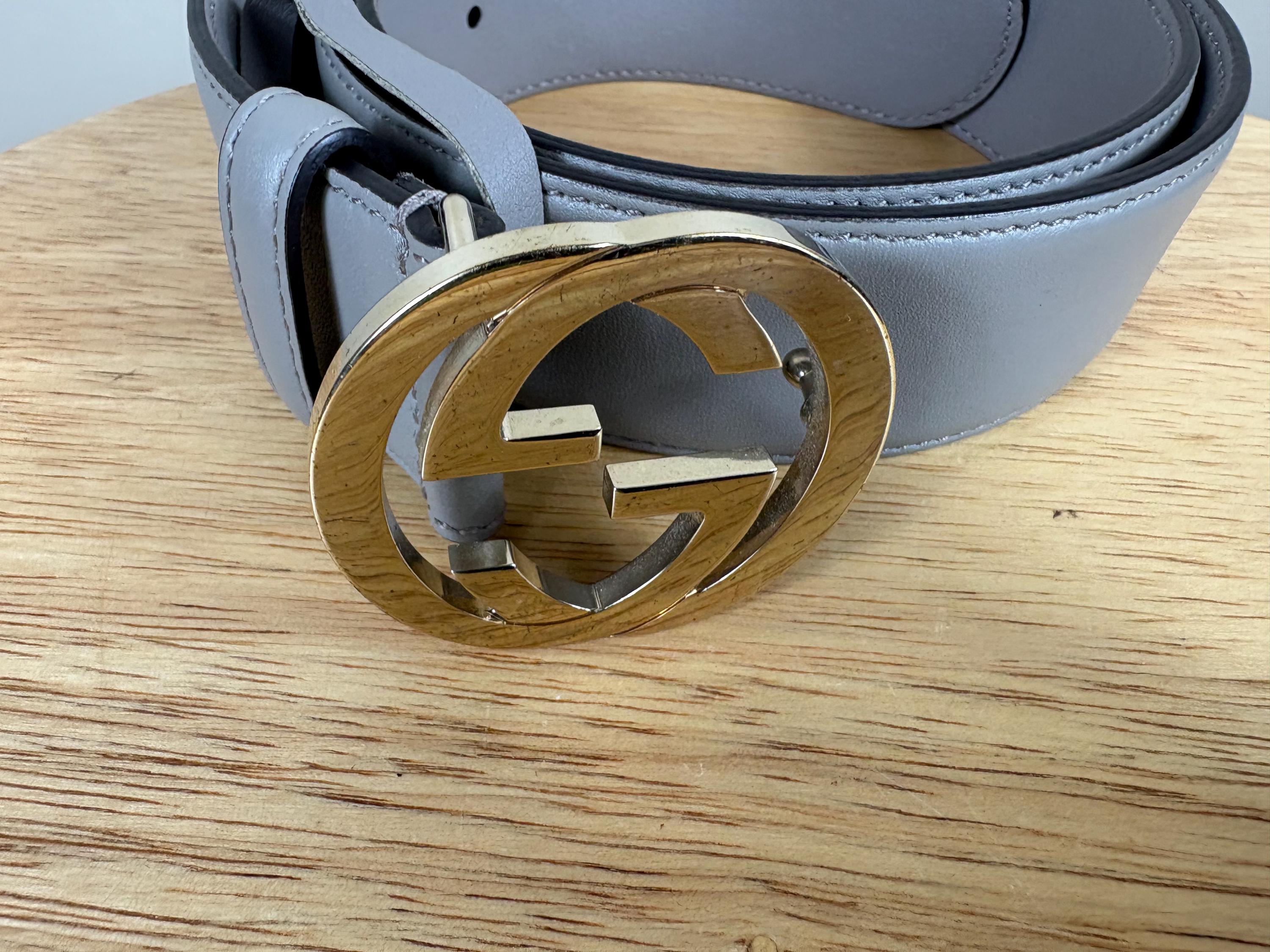 Gucci belt Size small gray and brown with gold buckle Gucci GG Marmont Supreme G Print Belt 70 28 Beige Camel Tan  main image 4