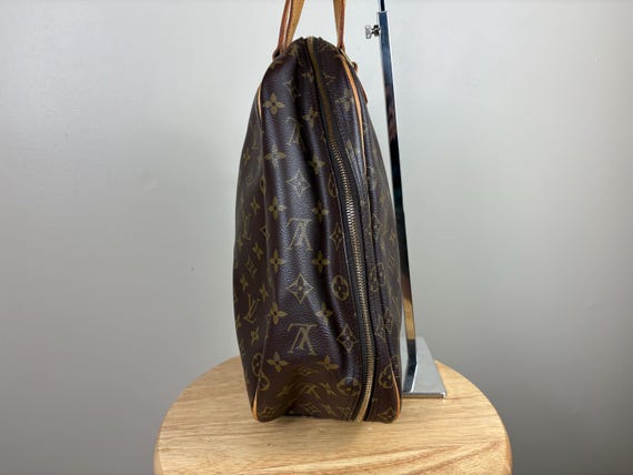 Authentic Louis Vuitton Excursion Hand Bag Monogr… - image 4