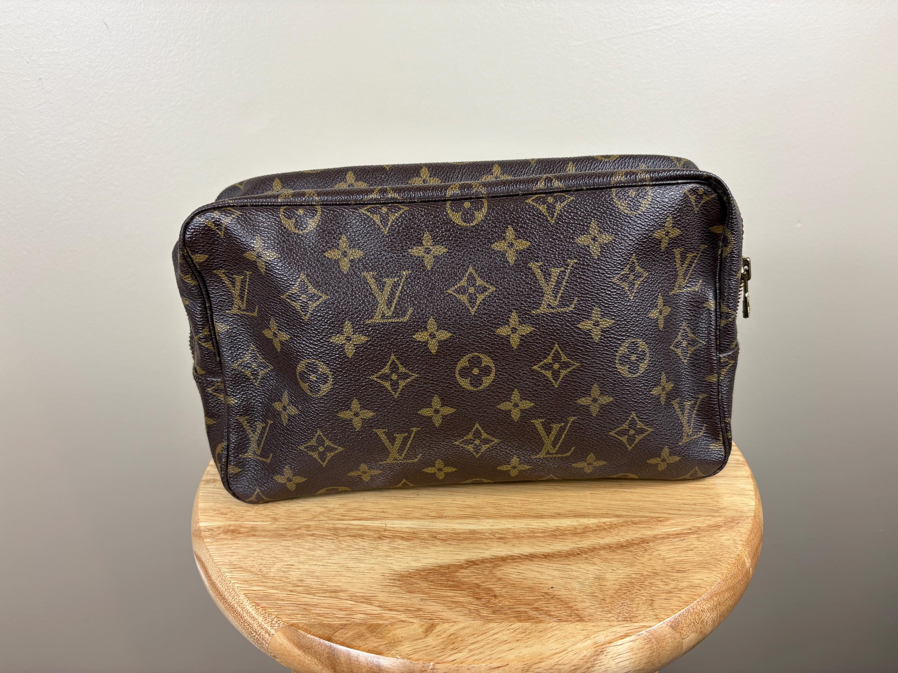 Make Up Kosmetiktasche Louis Vuitton Herren Louis Vuitton Monogram - Main Image