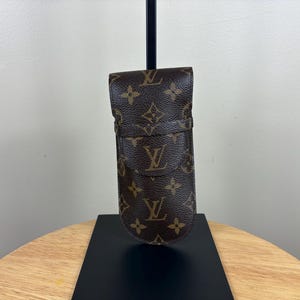 Louis vuitton eyeglass case - Etsy 日本