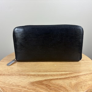 Authentische Louis Vuitton Schwarze Epi Zipy Zip rund um Brieftasche