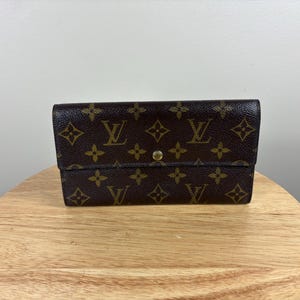 Carteira Louis Vuitton Monogram Sarah Long Bifold autêntica