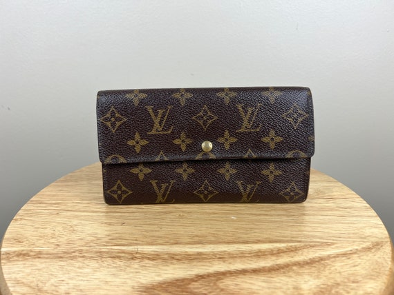 Authentic Louis Vuitton Monogram Bifold Long Wallet